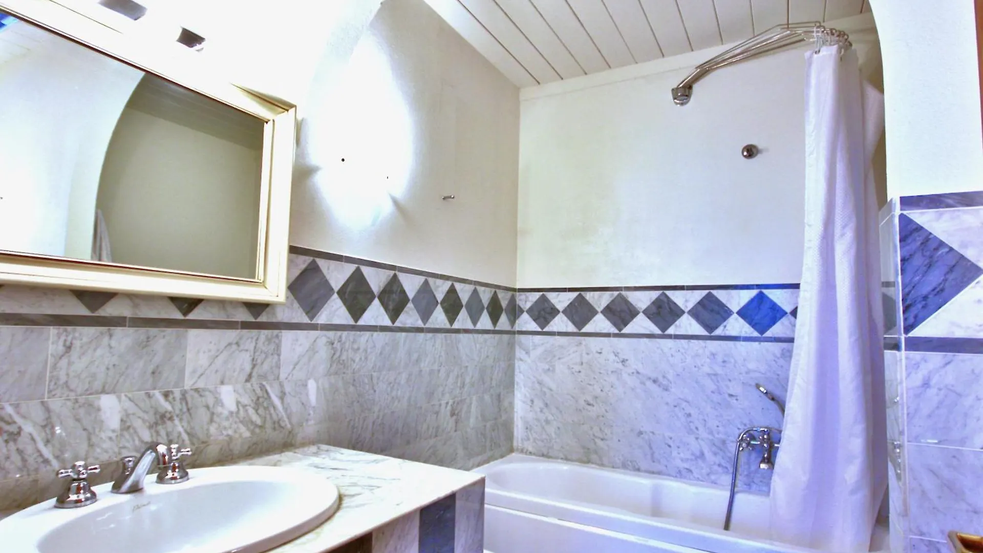 Typical Apartment In The Historic Centre Firenze